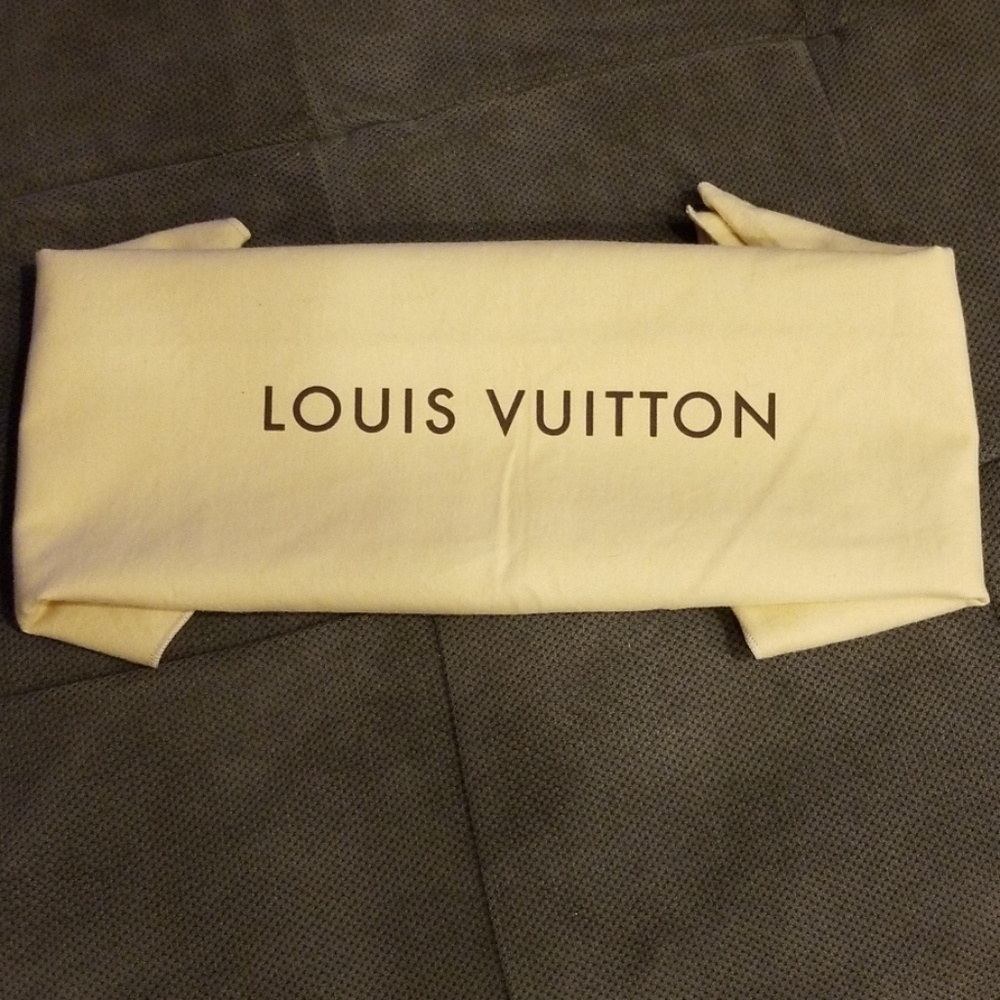 🏹 Louis Vuitton® Large Fold Over Dustbag